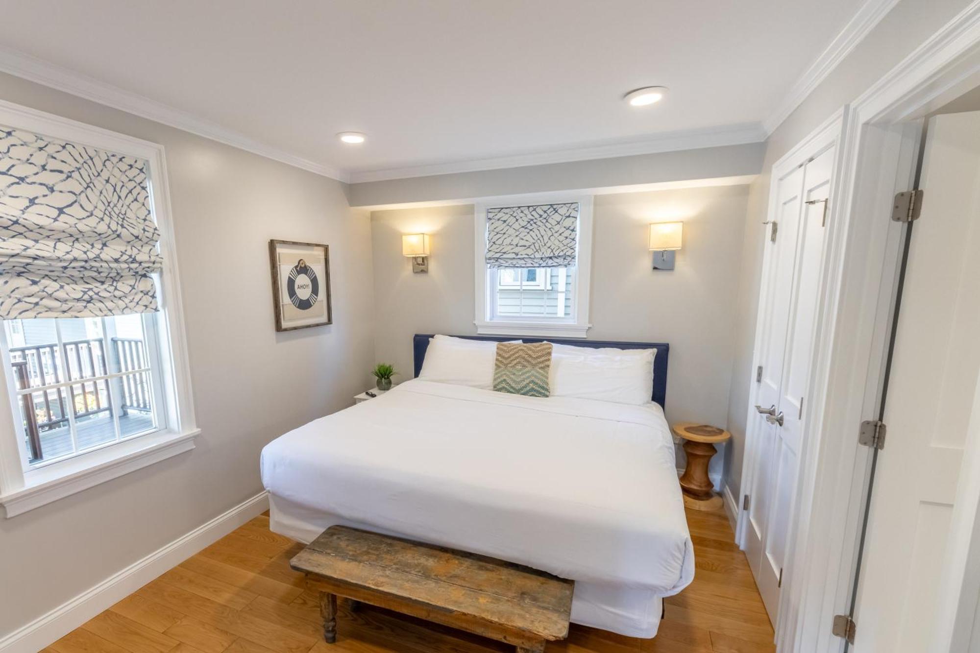 The Newport Lofts - 617 Thames Street Apartment Екстериор снимка