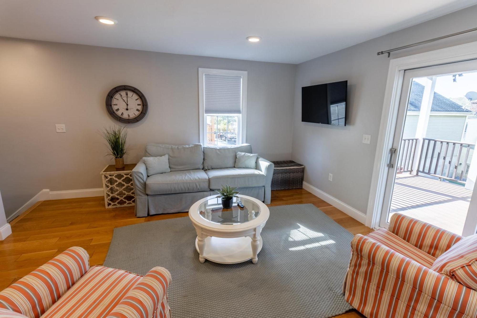 The Newport Lofts - 617 Thames Street Apartment Екстериор снимка