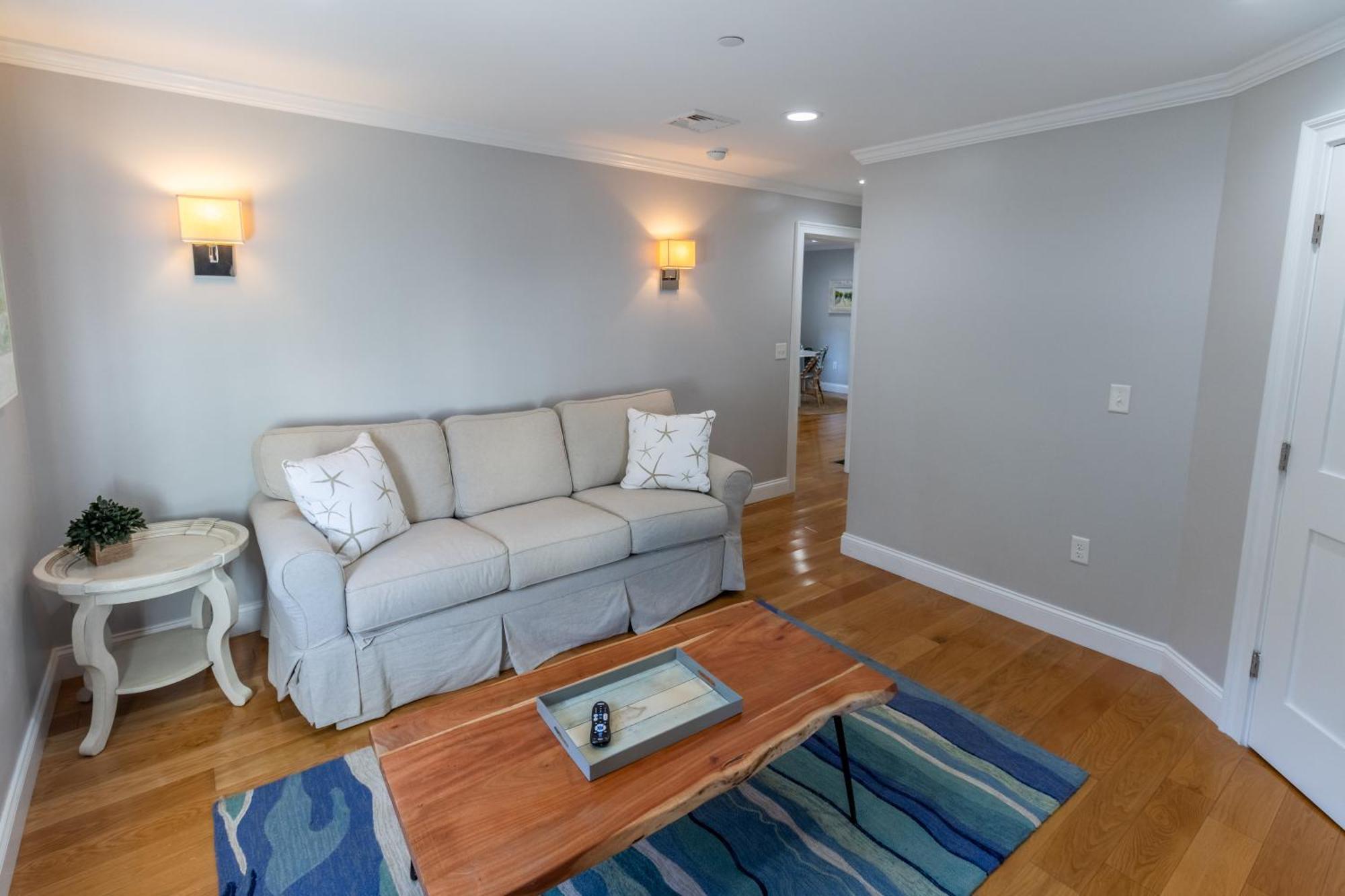 The Newport Lofts - 617 Thames Street Apartment Екстериор снимка