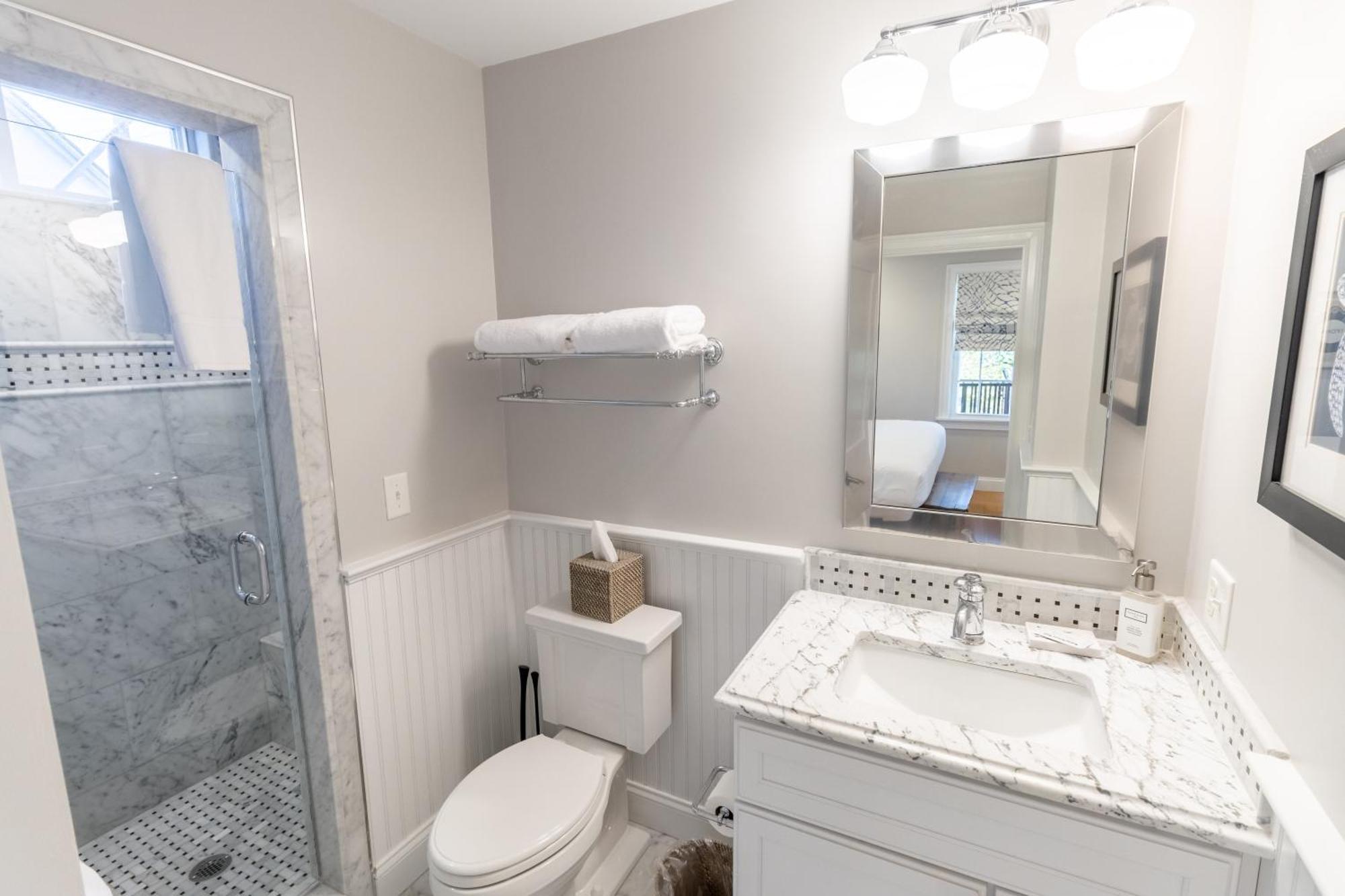 The Newport Lofts - 617 Thames Street Apartment Екстериор снимка