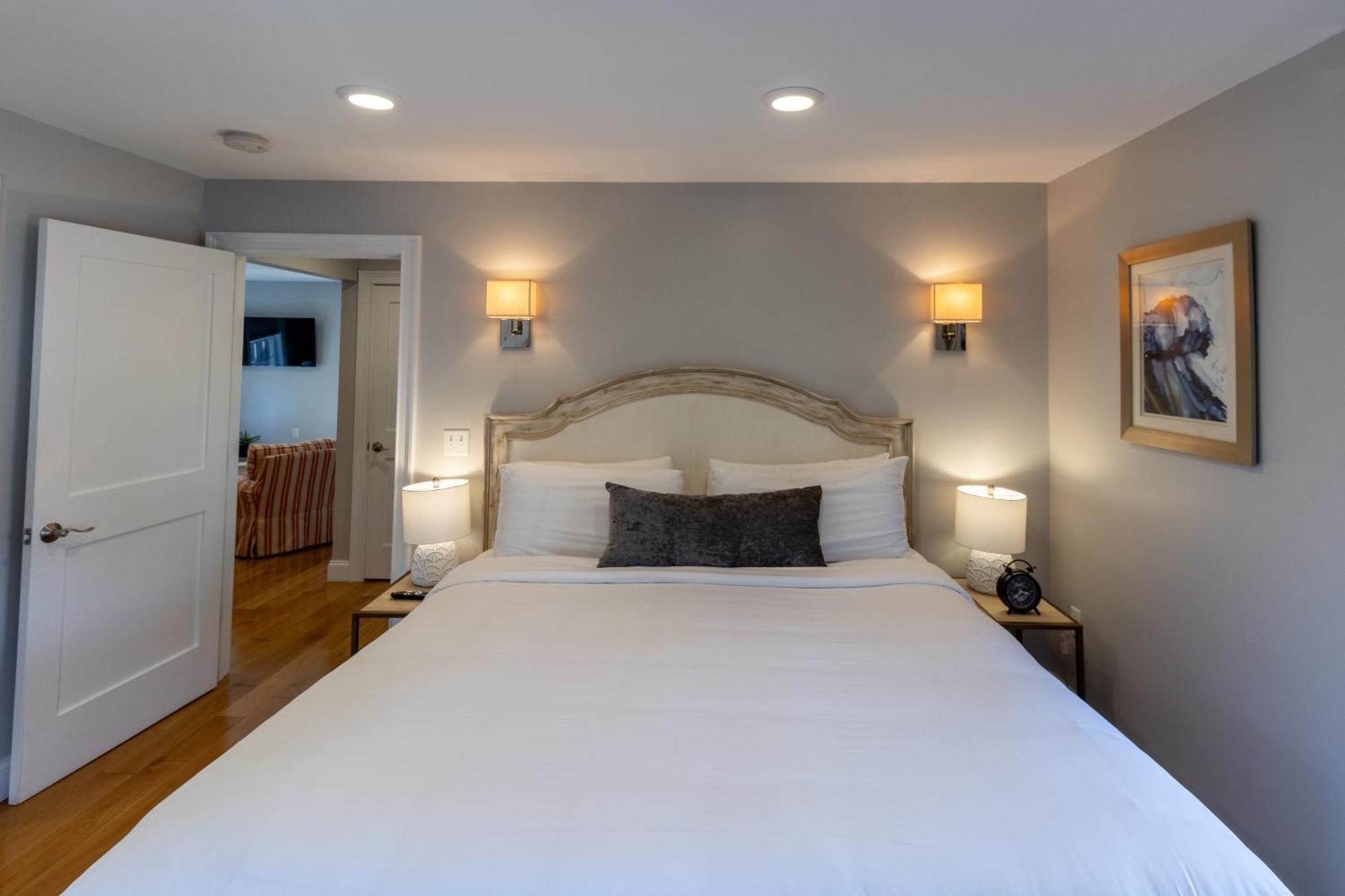 The Newport Lofts - 617 Thames Street Apartment Екстериор снимка